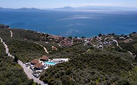 Karavia Lux Inn